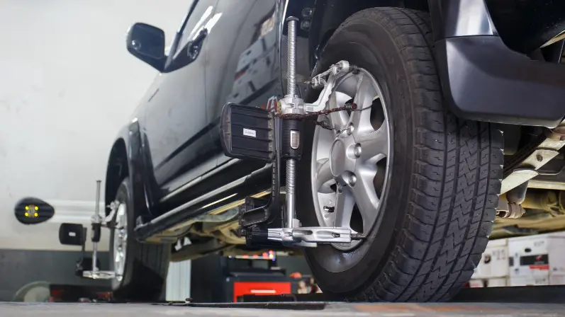 Tire&Alignment service